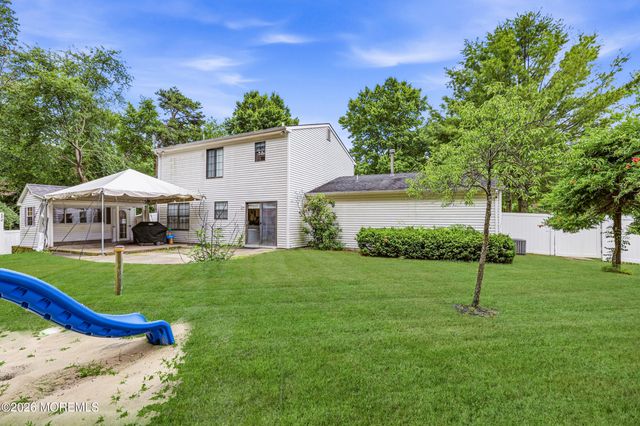 302 Princeton Drive, Howell, NJ 07731