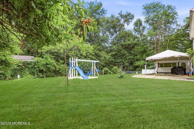 302 Princeton Drive, Howell, NJ 07731