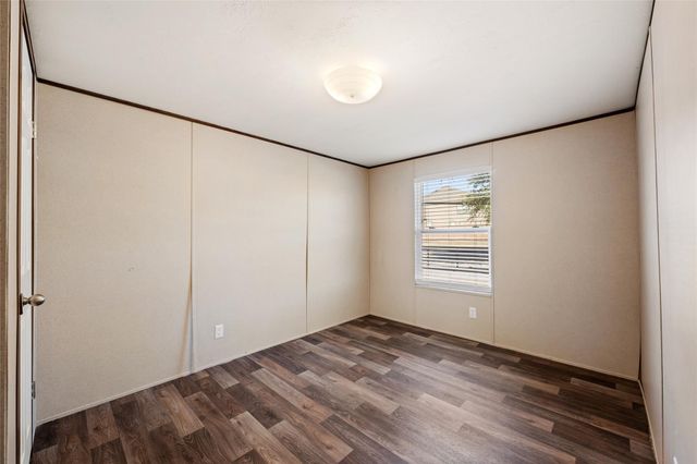 624 S Old Stagecoach RD, Kyle, TX 78640