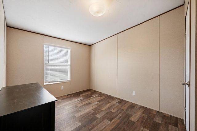 624 S Old Stagecoach RD, Kyle, TX 78640