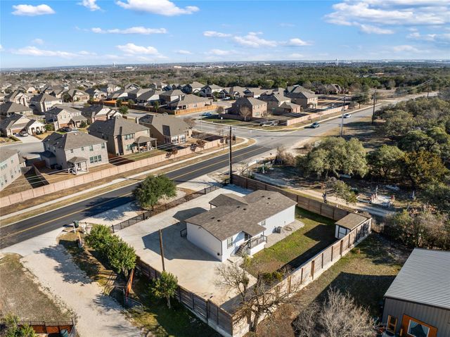 624 S Old Stagecoach RD, Kyle, TX 78640