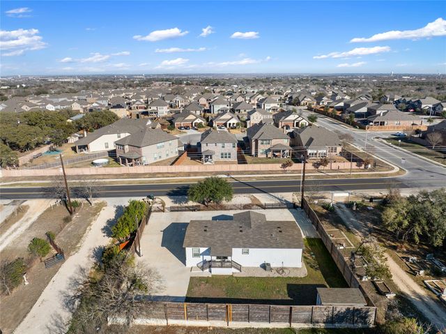 624 S Old Stagecoach RD, Kyle, TX 78640