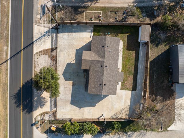 624 S Old Stagecoach RD, Kyle, TX 78640