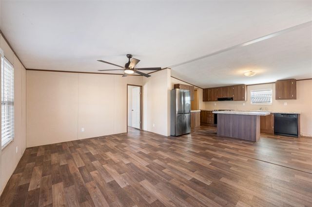 624 S Old Stagecoach RD, Kyle, TX 78640