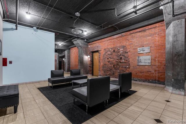 6533 E Jefferson Ave 503, Detroit, MI 48207