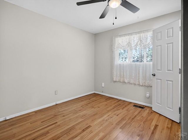 35 MacArthur Rd, Pueblo, CO 81001