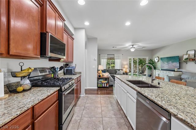 6113 Paddleboat Street, North Las Vegas, NV 89031