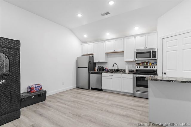 118 Ferry Street, Madison, IN 47250