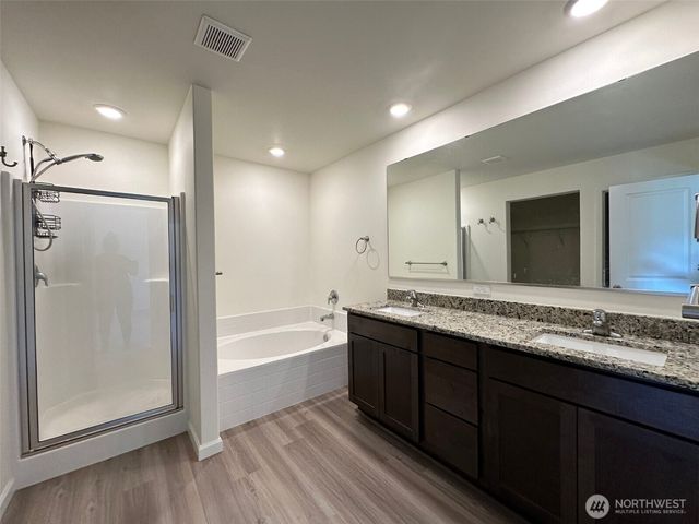 6319 121st Ave E, Puyallup, WA 98372
