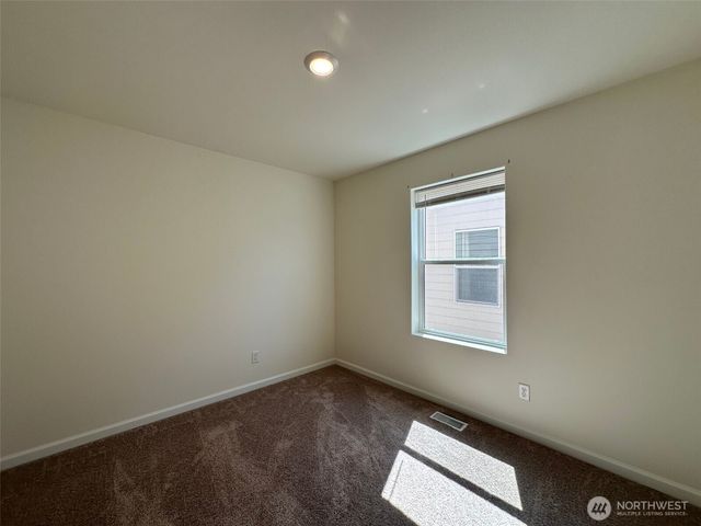 6319 121st Ave E, Puyallup, WA 98372