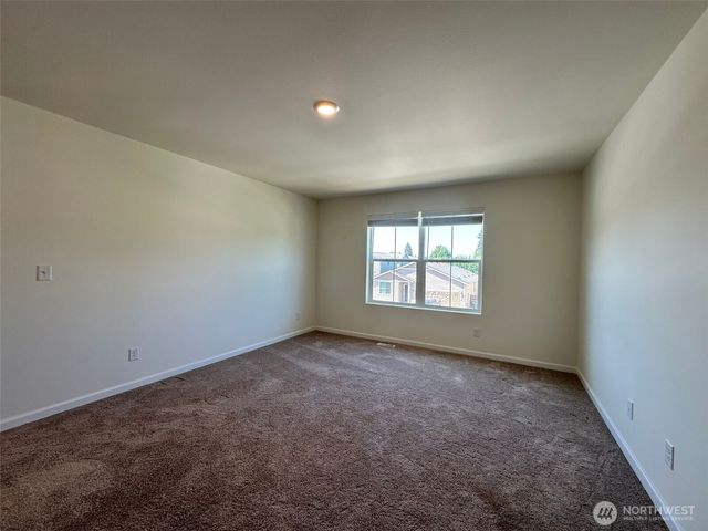 6319 121st Ave E, Puyallup, WA 98372