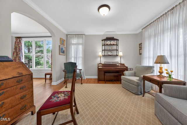 403 Rossburn Way, Chapel Hill, NC 27516