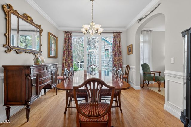 403 Rossburn Way, Chapel Hill, NC 27516