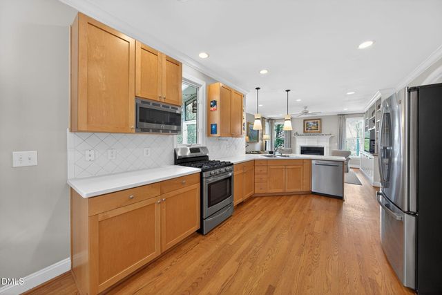 403 Rossburn Way, Chapel Hill, NC 27516