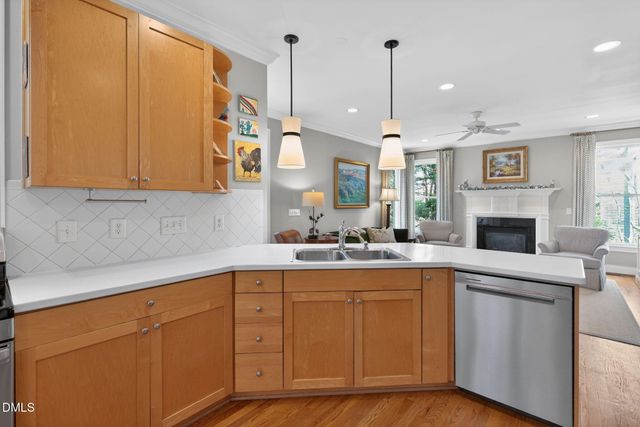 403 Rossburn Way, Chapel Hill, NC 27516