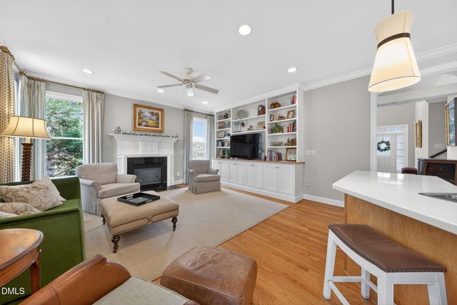 403 Rossburn Way, Chapel Hill, NC 27516