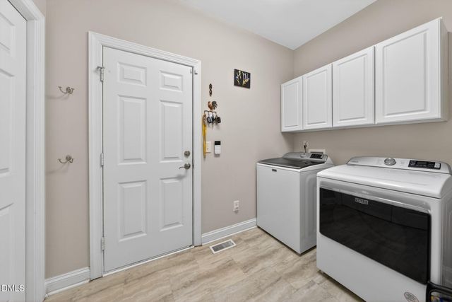 403 Rossburn Way, Chapel Hill, NC 27516