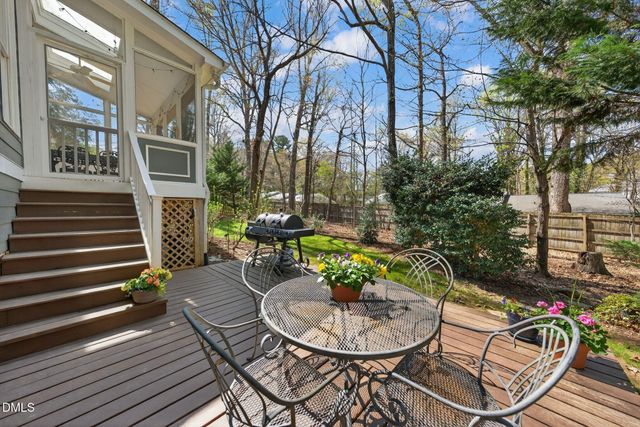 403 Rossburn Way, Chapel Hill, NC 27516