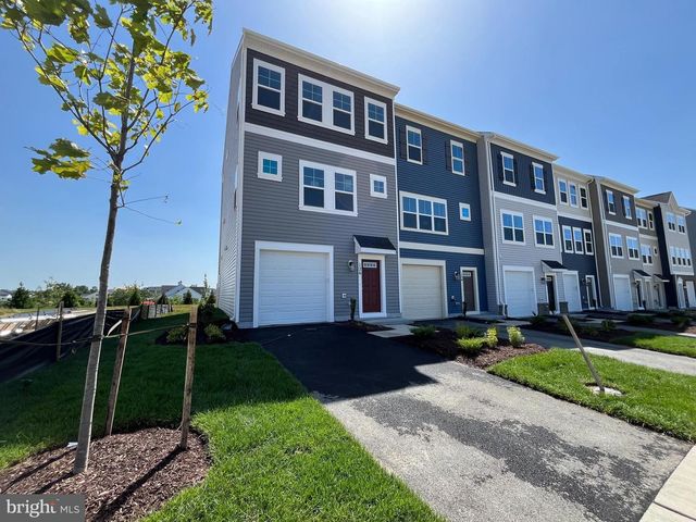 126 SWANSONG PL, Winchester, VA 22603