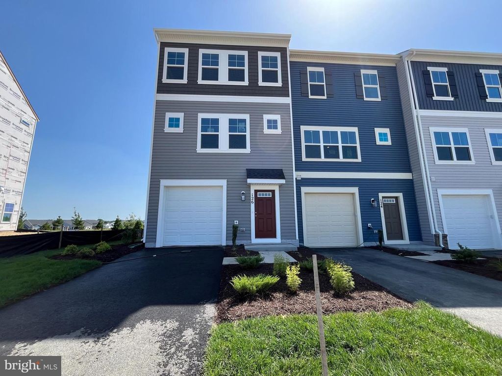 126 SWANSONG PL, Winchester, VA 22603