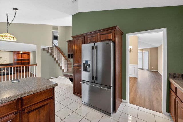 15920 N Glencrest Dr, Spokane, WA 99208