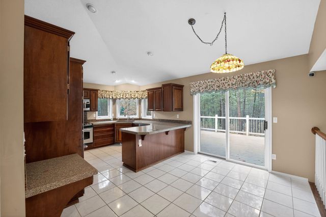 15920 N Glencrest Dr, Spokane, WA 99208