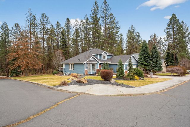 15920 N Glencrest Dr, Spokane, WA 99208