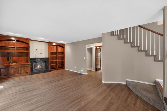 15920 N Glencrest Dr, Spokane, WA 99208