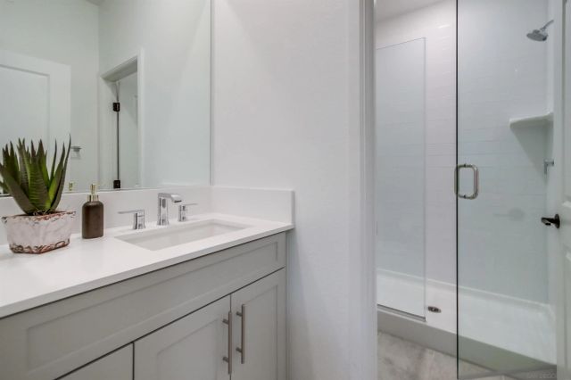 16869 Colin, San Diego, CA 92127