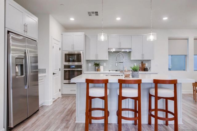 16869 Colin, San Diego, CA 92127