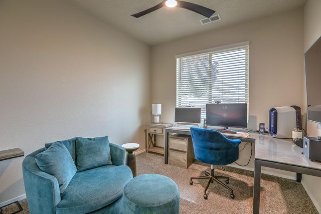 4144 Skyline Loop NE, Rio Rancho, NM 87144