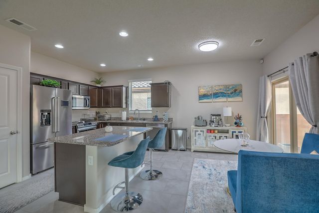 4144 Skyline Loop NE, Rio Rancho, NM 87144