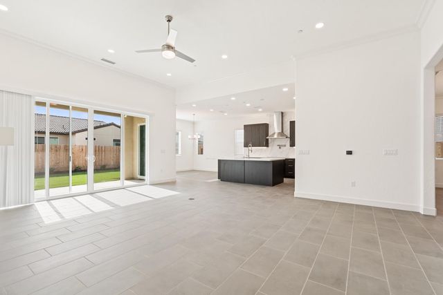 1584 Heirloom Avenue, Clovis, CA 93619