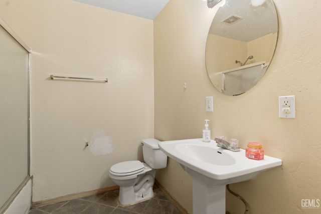 0 214 lierly Street, Taft, CA 93268