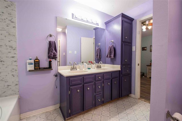 406 N Jodie Street, Shreveport, LA 71107