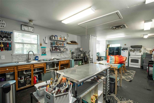 406 N Jodie Street, Shreveport, LA 71107