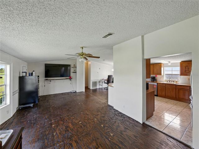 3910 COATS ROAD, Zephyrhills, FL 33541