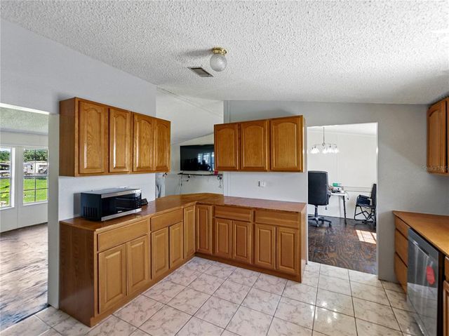 3910 COATS ROAD, Zephyrhills, FL 33541