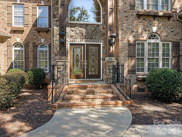 9200 Skipaway Drive, Waxhaw, NC 28173