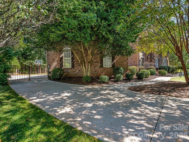 9200 Skipaway Drive, Waxhaw, NC 28173