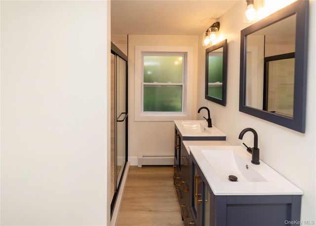 11 Tree Top Lane, Poughkeepsie, NY 12603