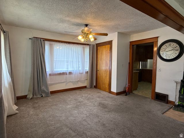 54 W 2000 N, Sunset, UT 84015