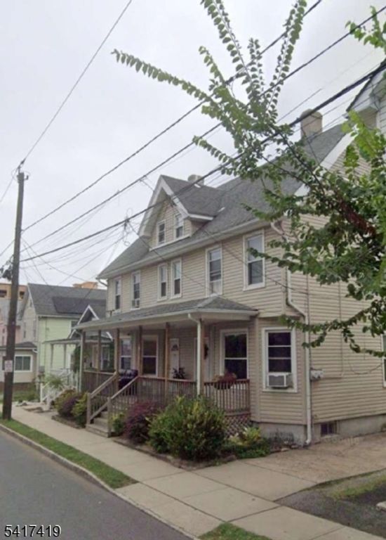 29 John St, Bound Brook Boro, NJ 08805
