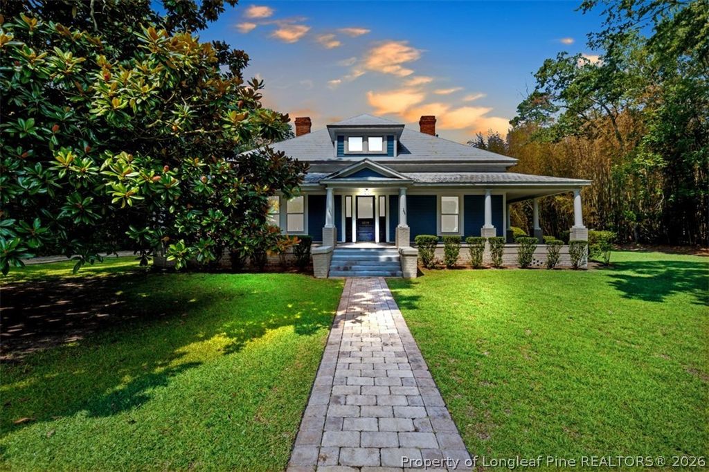 1209 N Main Street, Raeford, NC 28376 — exterior