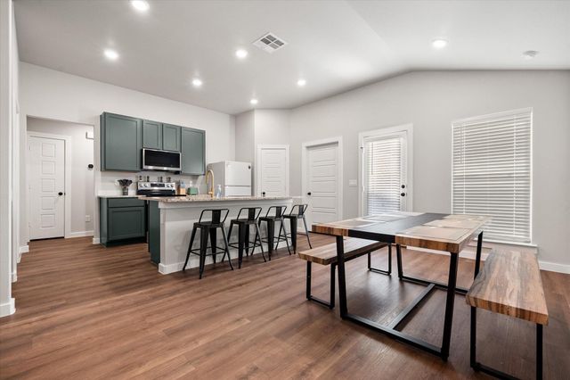 2126 Langford Avenue, Lubbock, TX 79407