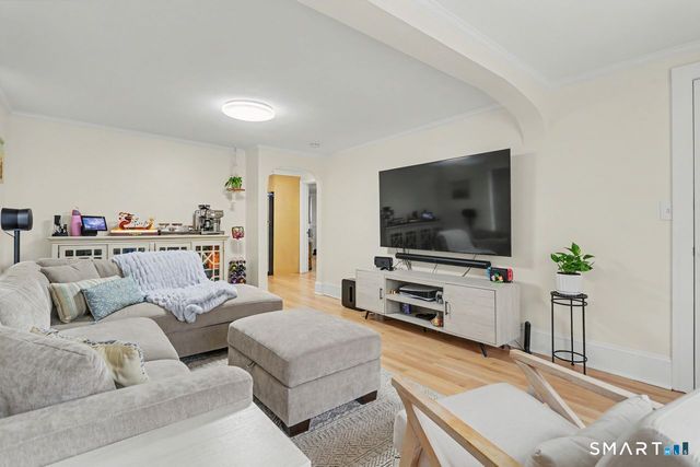 76-78 Suburban Avenue, Bridgeport, CT 06604