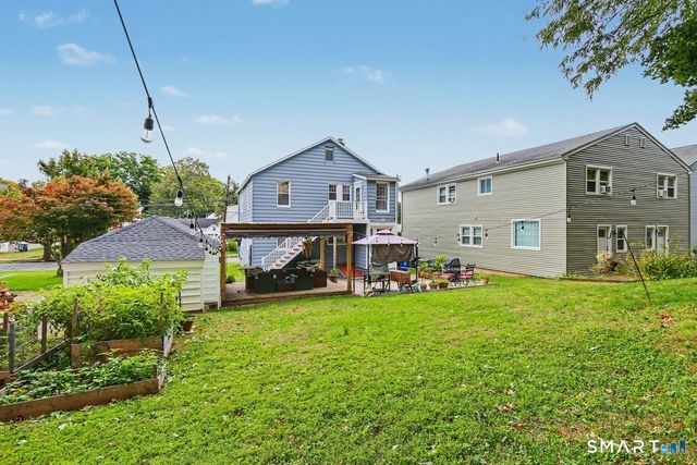 76-78 Suburban Avenue, Bridgeport, CT 06604
