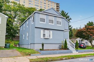 76-78 Suburban Avenue, Bridgeport, CT 06604