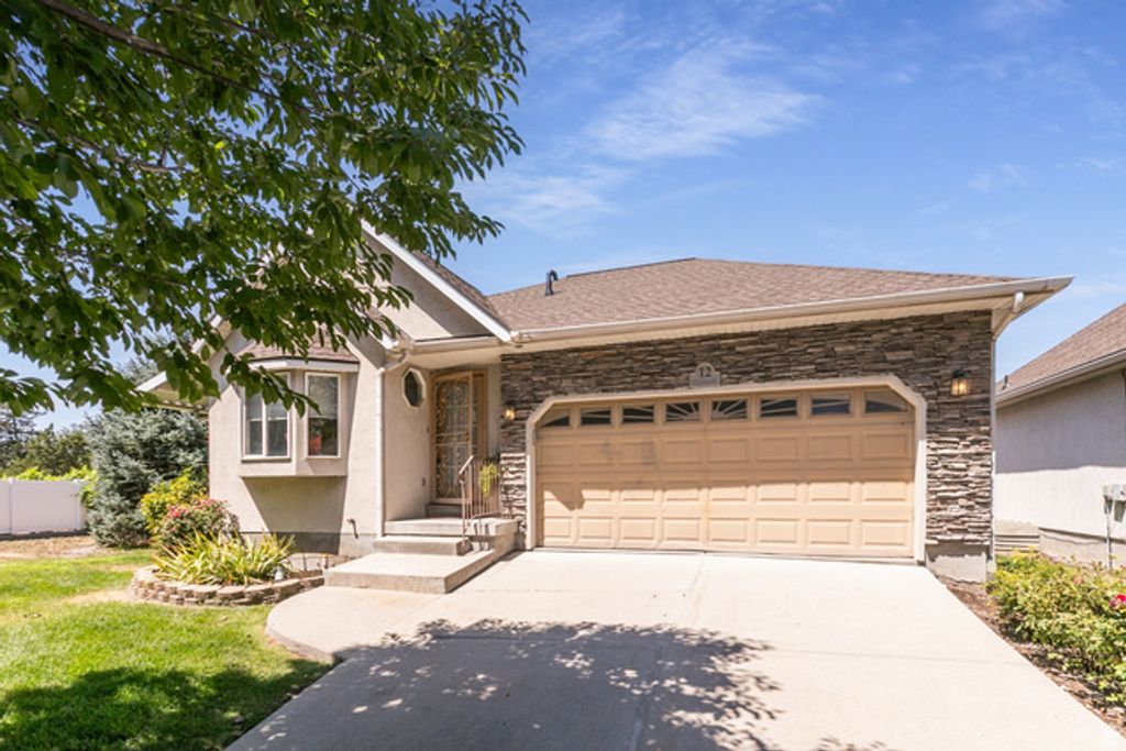 625 N REDWOOD RD #12, Salt Lake City, UT 84116 — exterior