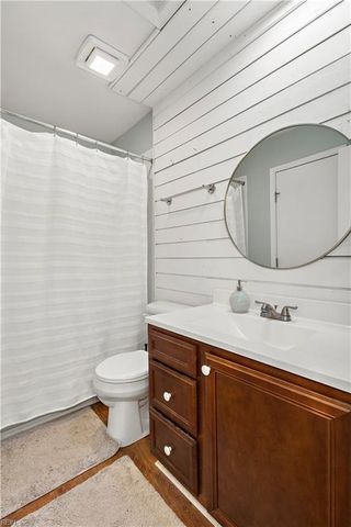 400 Bracknell Arch Apt A, Chesapeake, VA 23320